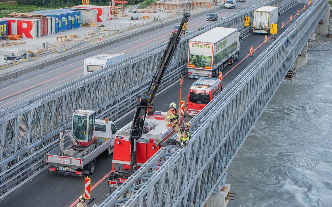 Rettungsübung Terfener Innbrücke